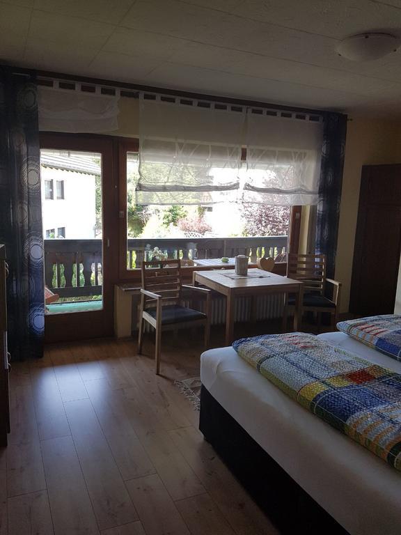 Claudias Wohlfuhlpension Willingen  Esterno foto
